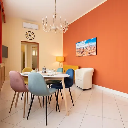 Nazario Sauro 19 By * 博洛尼亚