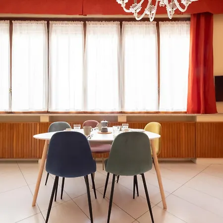 Nazario Sauro 19 By 公寓