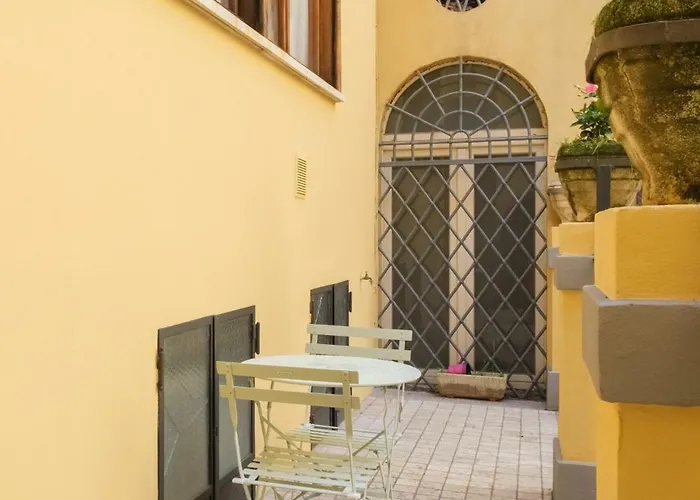 Nazario Sauro 19 By Apartament Bolonia