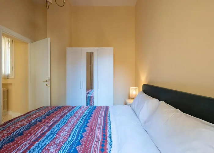 Nazario Sauro 19 By Bologna