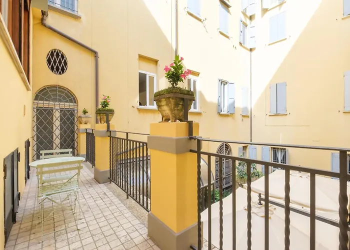 Nazario Sauro 19 By Apartment *